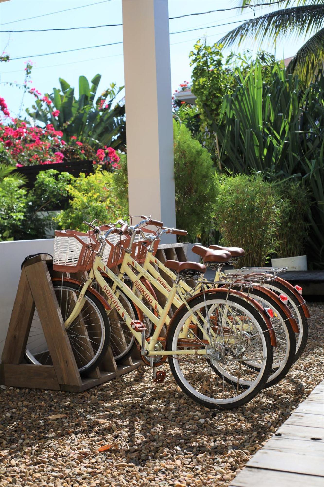 The Ellysian Boutique Hotel Placencia Bagian luar foto