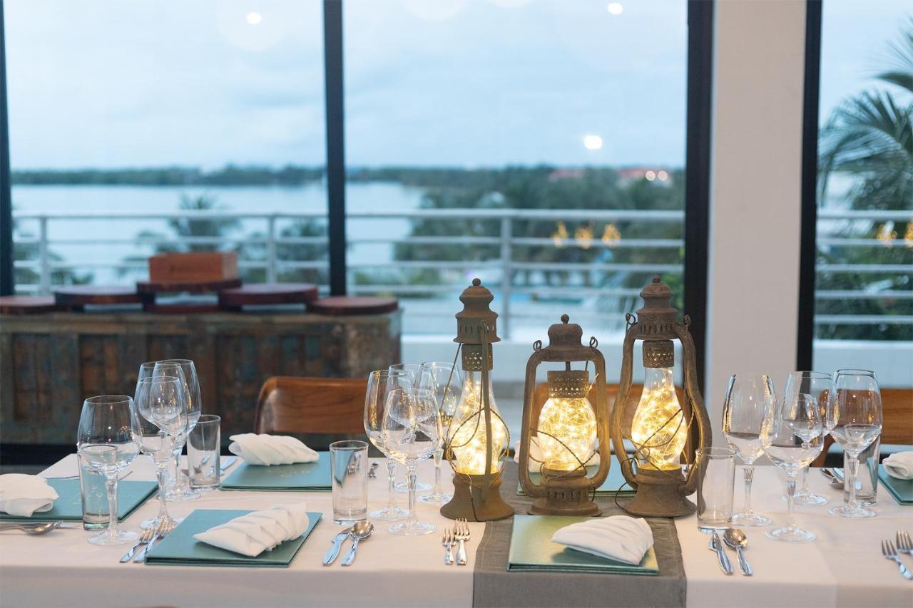 The Ellysian Boutique Hotel Placencia Bagian luar foto